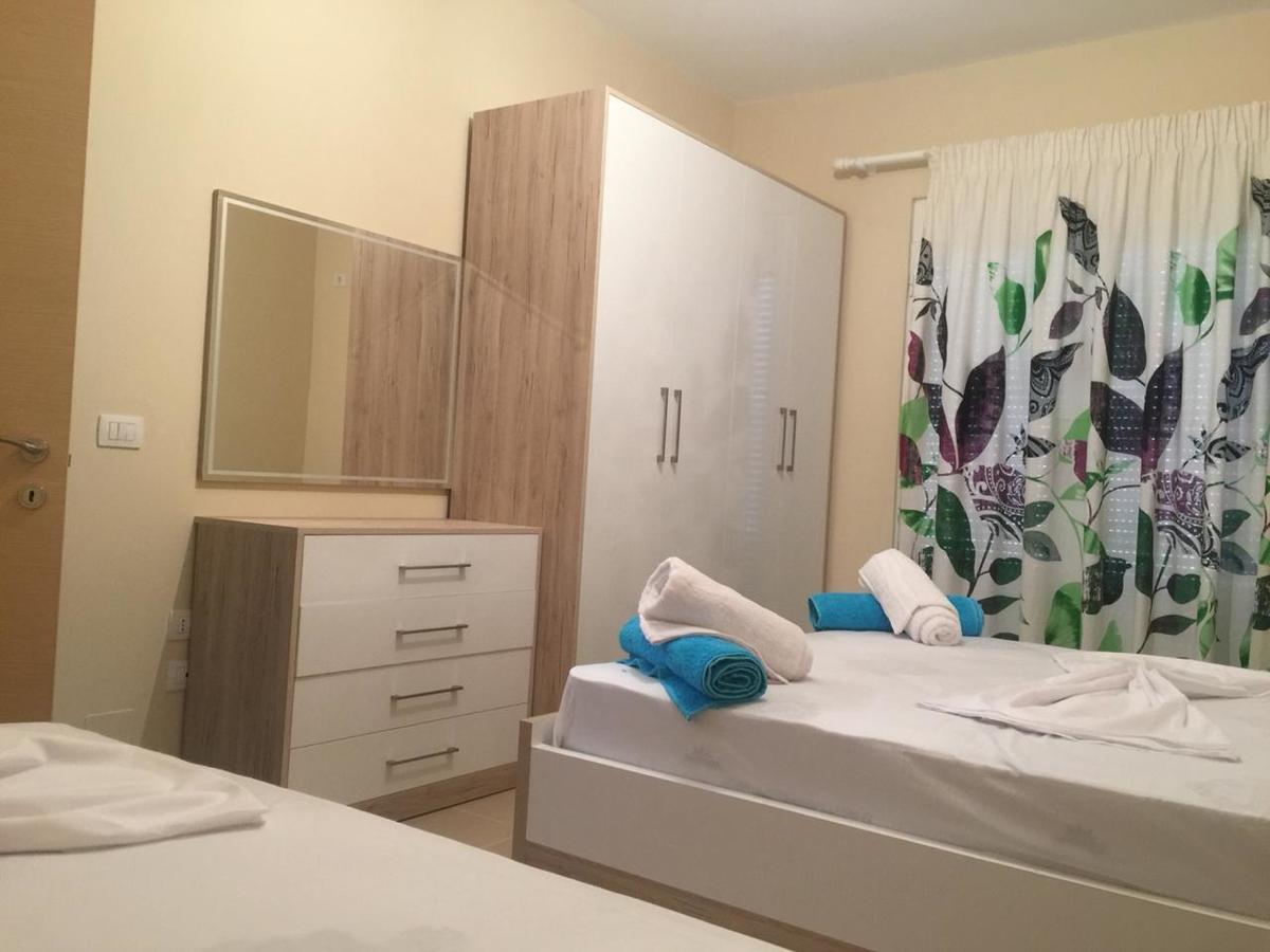 Premium Apartaments 02-03 Vlorë Esterno foto